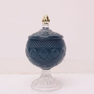 GCC1710G-EG : Dalton Gold embossed jar w/footed stem - Emerald Green  (NOT DISHWASHER SAFE, use damp cloth ONLY) 