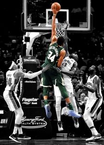 40x50cm Mounted Print :  Giannis 34 Bucks Dunk