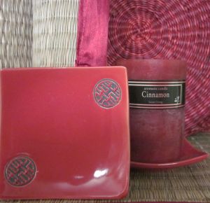 CP01r :curved small ceramic oriental tapas plate / candle holder - red
