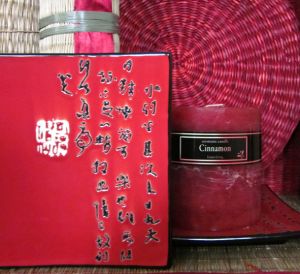 CP02r :14x14cm oriental tapas plate / candle holder - Red